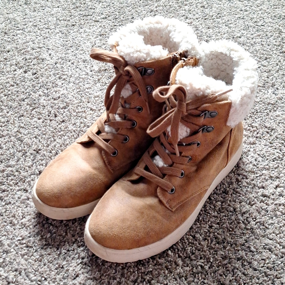 B-52 Women's size 8 boots